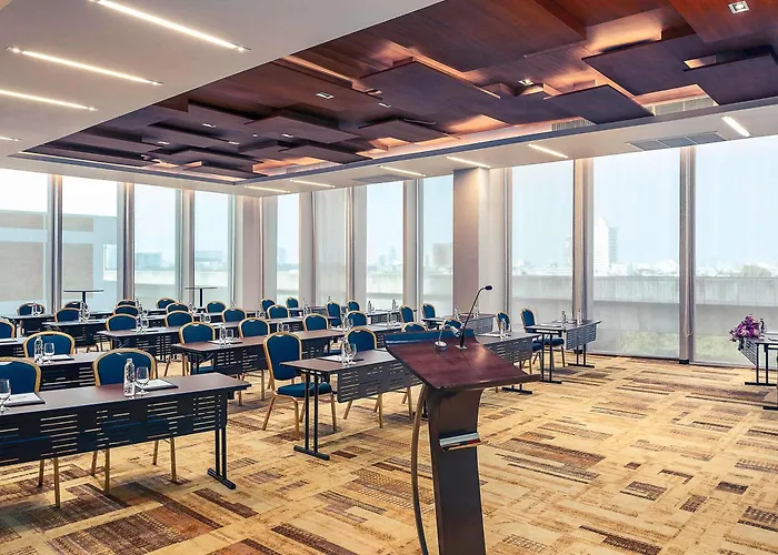 Mercure Makkasan Hotel
